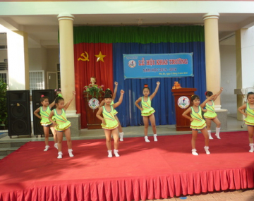 LỄ KHAI GIẢNG NĂM HỌC 2015 – 2016