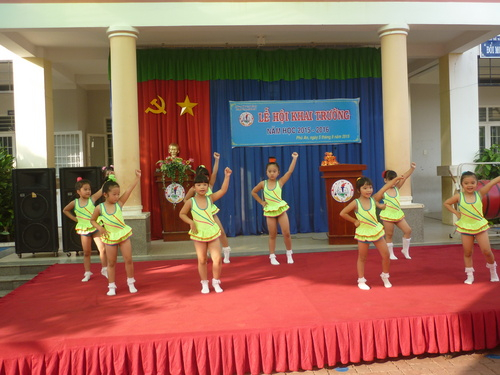LỄ KHAI GIẢNG NĂM HỌC 2015 – 2016