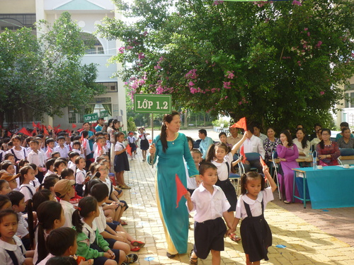 LỄ KHAI GIẢNG NĂM HỌC 2015 – 2016