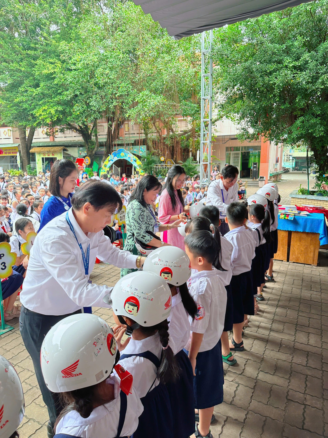 z7250396995067 e8f2703d83d8d153ac32920e3d919780