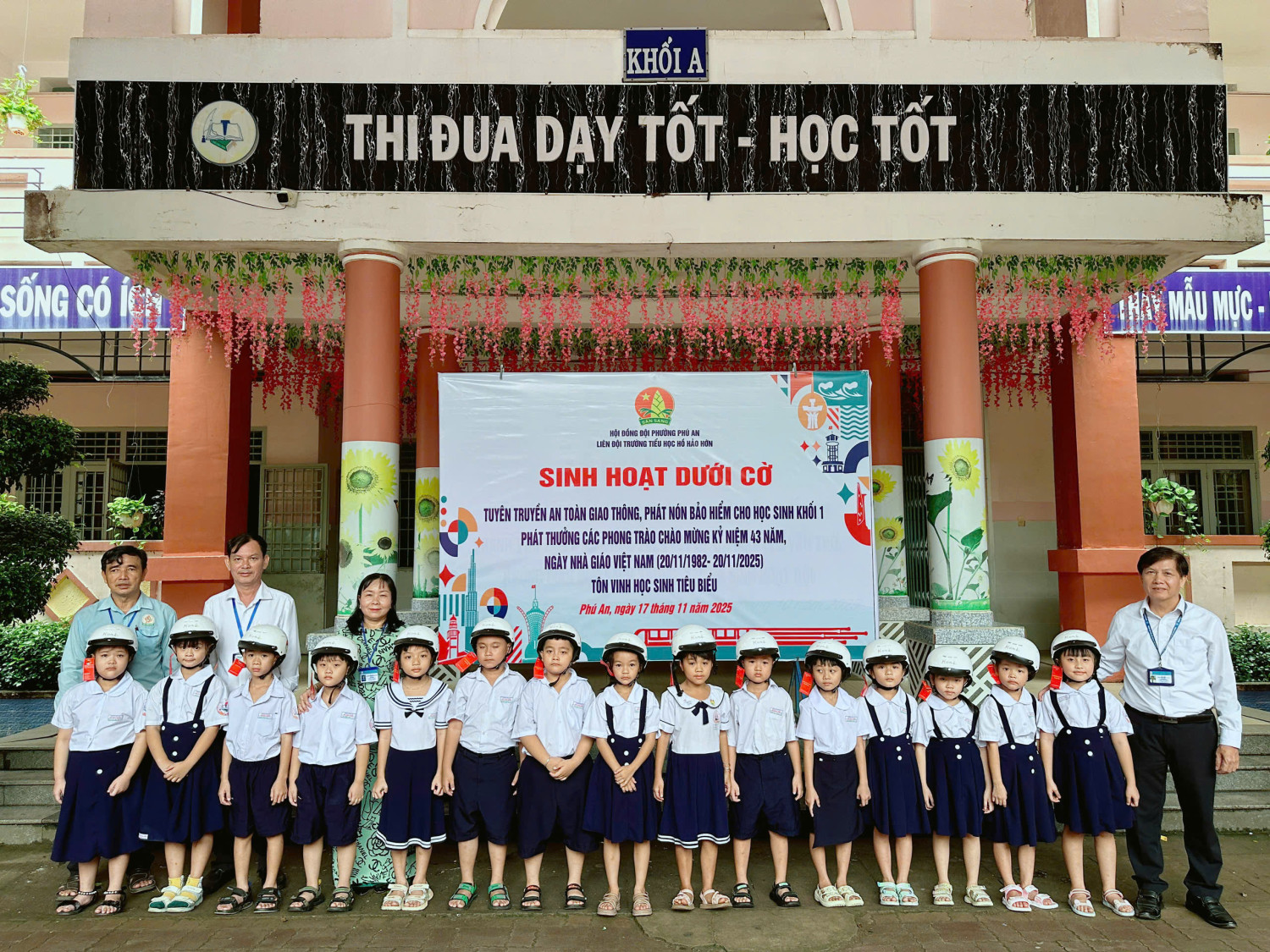LIÊN ĐỘI TRƯỜNG TIỂU HỌC HỒ HẢO HỚN SINH HOẠT DƯỚI CỜ – TUẦN 11