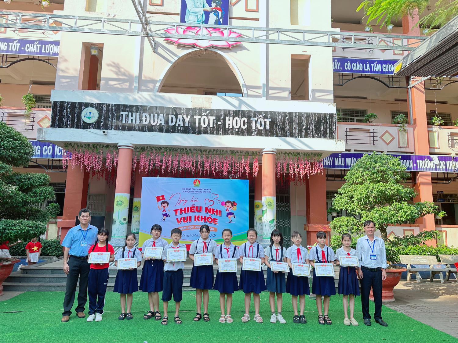 z7648153939162 e6889d83e674e8995b2781f1a6b1570a